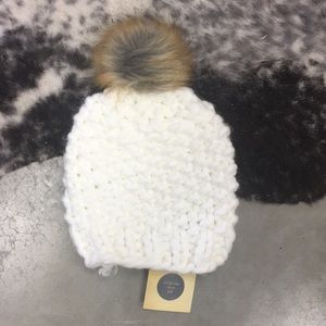 Crochet Pom Pom Beanie